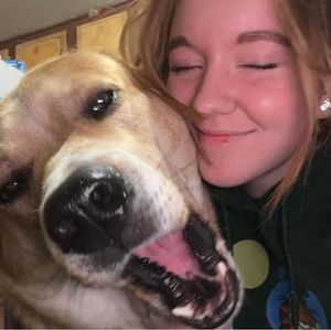 Meet your Posher, Alyssa